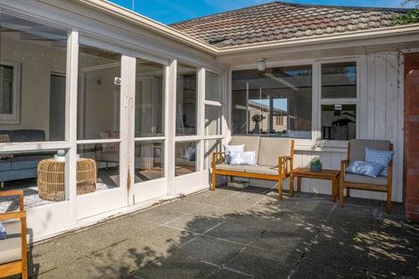 Photo of property in 147 Wairakei Road, Bryndwr, Christchurch, 8053