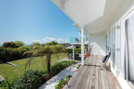 Photo of property in 52a Penzance Road, Mairangi Bay, Auckland, 0630