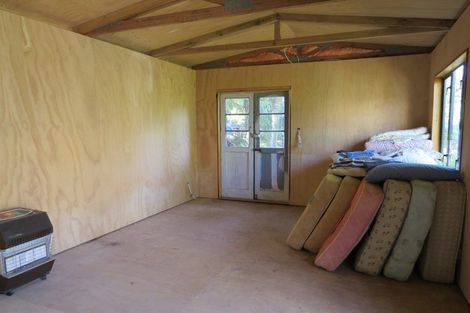 Photo of property in 496 Tuateawa Road, Tuateawa, Coromandel, 3583