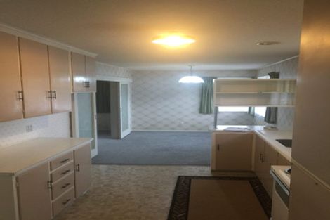 Photo of property in 1/28 Sequoia Place, Sunnynook, Auckland, 0620