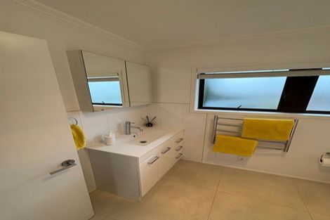 Photo of property in 2/39 Stanley Avenue, Milford, Auckland, 0620