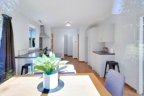 Photo of property in 30 Kowhai Street, Hamilton Lake, Hamilton, 3204