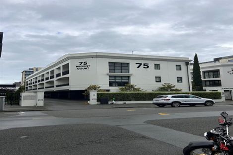 Photo of property in Regent Courts, 2/75 Gloucester Street, Christchurch Central, Christchurch, 8013