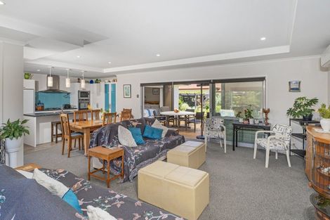 Photo of property in 12 Acacia Court, Whitianga, 3510