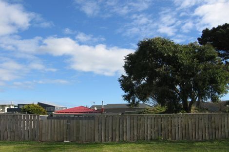 Photo of property in 2 Shortt Street, Foxton Beach, Foxton, 4815