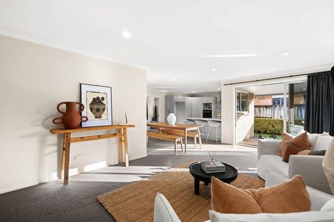 Photo of property in 14 Tulip Drive, Cambridge, 3434