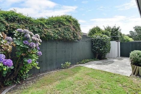 Photo of property in 1/20 Montclare Avenue, Ilam, Christchurch, 8041