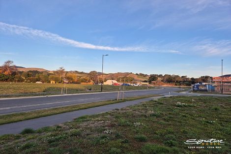 Photo of property in 2 Cabbage Close, Halswell, Christchurch, 8025