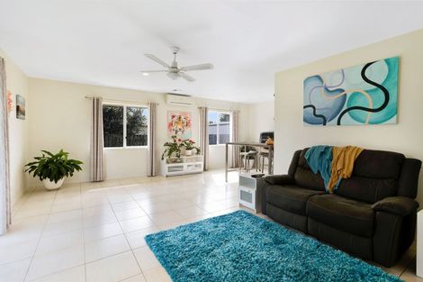 Photo of property in 36 Whitby Avenue, Whitianga, 3510