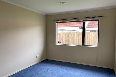 Photo of property in 31 Armoy Drive, East Tamaki, Auckland, 2016