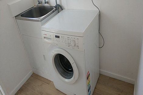 Photo of property in 38 Regency Place, Sunnynook, Auckland, 0632