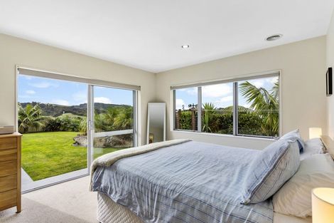 Photo of property in 31 Beachwood Drive, Hatfields Beach, Orewa, 0931