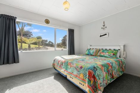 Photo of property in 27 Point Street, Raglan, 3225