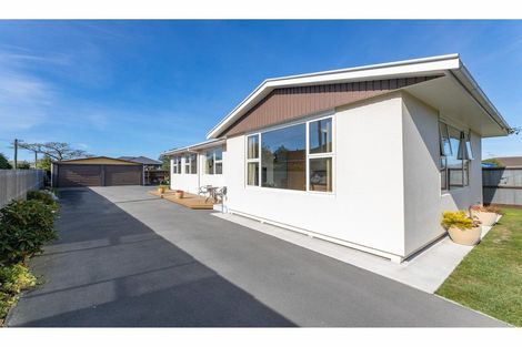 Photo of property in 174 Bower Avenue, New Brighton, Christchurch, 8083