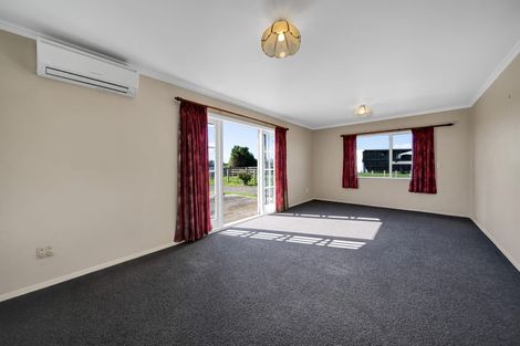 Photo of property in 278 Matangara Road, Hawera, 4672