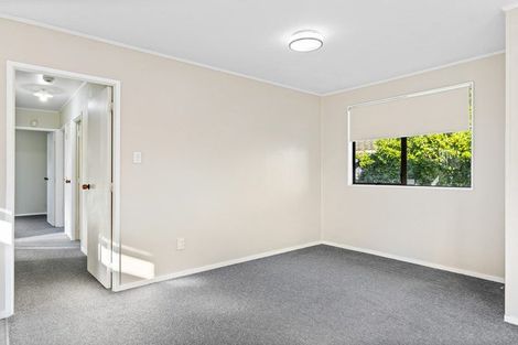 Photo of property in 3/76 Luanda Drive, Ranui, Auckland, 0612