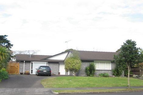 Photo of property in 94 Carnoustie Drive, Wattle Downs, Auckland, 2103