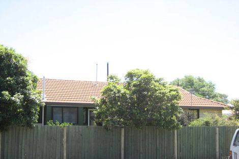 Photo of property in 3 Mchaffies Place, Wainoni, Christchurch, 8061