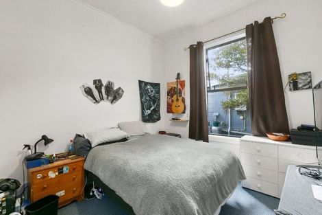 Photo of property in 42 Woodhaugh Street, Woodhaugh, Dunedin, 9010