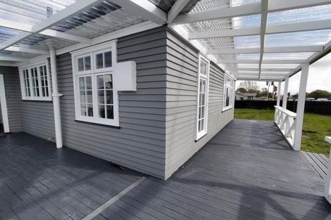 Photo of property in 1006 Tremaine Avenue, Roslyn, Palmerston North, 4414
