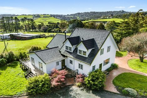 Photo of property in 69 Valley Road, Waimauku, 0881