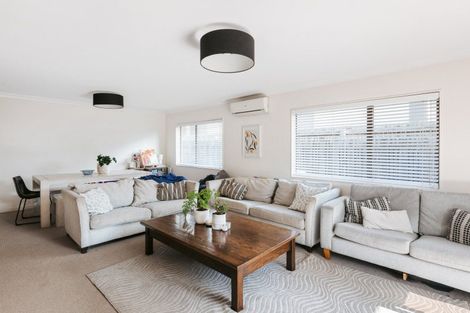 Photo of property in 44 Te Ngaio Road, Mount Maunganui, 3116