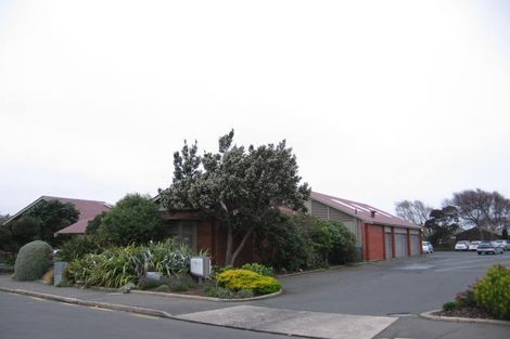 Photo of property in 15 Oxford Street, South Dunedin, Dunedin, 9012