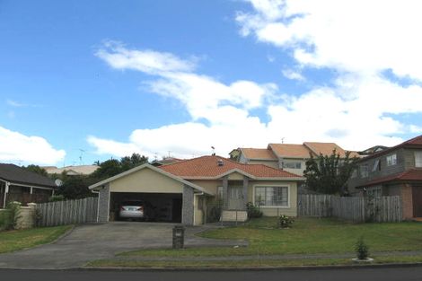 Photo of property in 72 Unsworth Drive, Unsworth Heights, Auckland, 0632