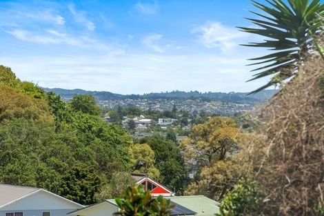 Photo of property in 5/36 Kaipatiki Road, Glenfield, Auckland, 0629