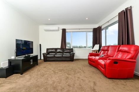 Photo of property in 73 Horsham Downs Road, Rototuna North, Hamilton, 3210