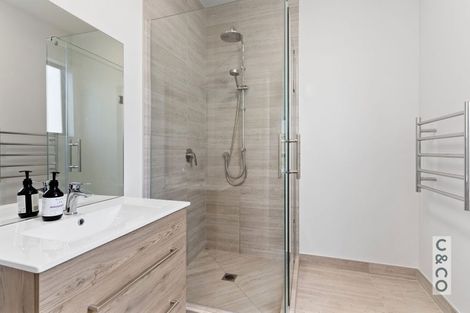 Photo of property in 12 Paihere Street, Huapai, Kumeu, 0810