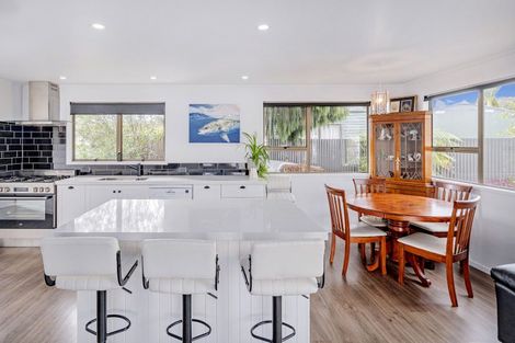 Photo of property in 145 Robinson Road, Whitianga, 3510