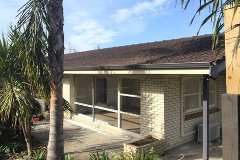 Photo of property in 22 Sorrel Crescent, Bucklands Beach, Auckland, 2012