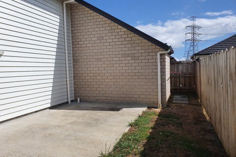 Photo of property in 5 Kotuku Crescent, Takanini, 2112