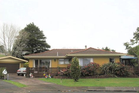 Photo of property in 3 Crestlands Place, Papakura, 2110