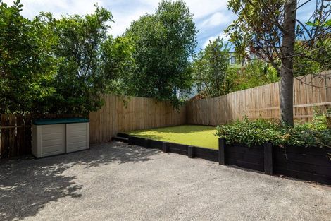 Photo of property in 22 Surville Place, Mairangi Bay, Auckland, 0630