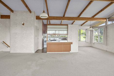 Photo of property in 42 De Luen Avenue, Tindalls Beach, Whangaparaoa, 0930