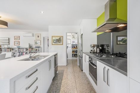 Photo of property in 4 Evening Star Road, Arthurs Point, Queenstown, 9371