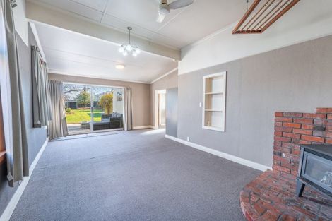 Photo of property in 35 Raymond Street, West End, Timaru, 7910