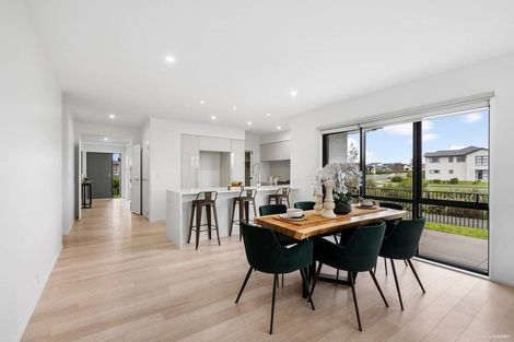 Photo of property in 11 Kuhanui Drive, Karaka, Papakura, 2113