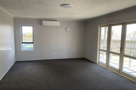Photo of property in 93 Eversham Road, Mount Maunganui, 3116