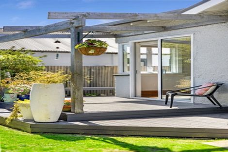 Photo of property in 126 Hamilton Avenue, Ilam, Christchurch, 8041