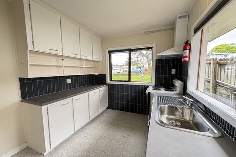 Photo of property in 18 Mcleod Road, Weymouth, Auckland, 2103