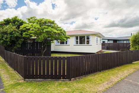 Photo of property in 42 Totara Street, Te Hapara, Gisborne, 4010