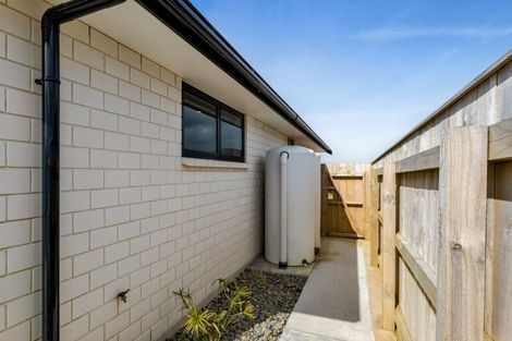 Photo of property in 11 Midsummer Avenue, Stratford, 4332