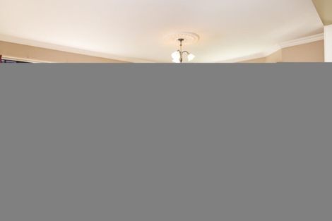 Photo of property in 2 Ascot Close, Richmond Heights, Taupo, 3330