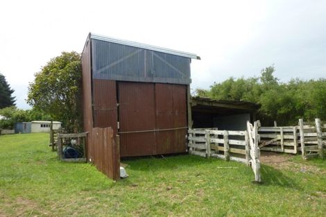 Photo of property in 636 Ararata Road, Hawera, 4674