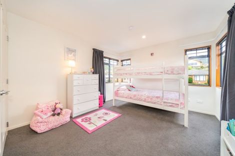 Photo of property in 3 Birkinshaw Grove, Riverstone Terraces, Upper Hutt, 5018