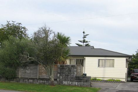 Photo of property in 309 Royal Road, Massey, Auckland, 0614