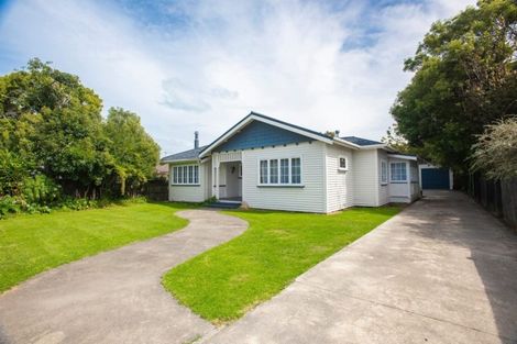 Photo of property in 122 Harris Street, Inner Kaiti, Gisborne, 4010